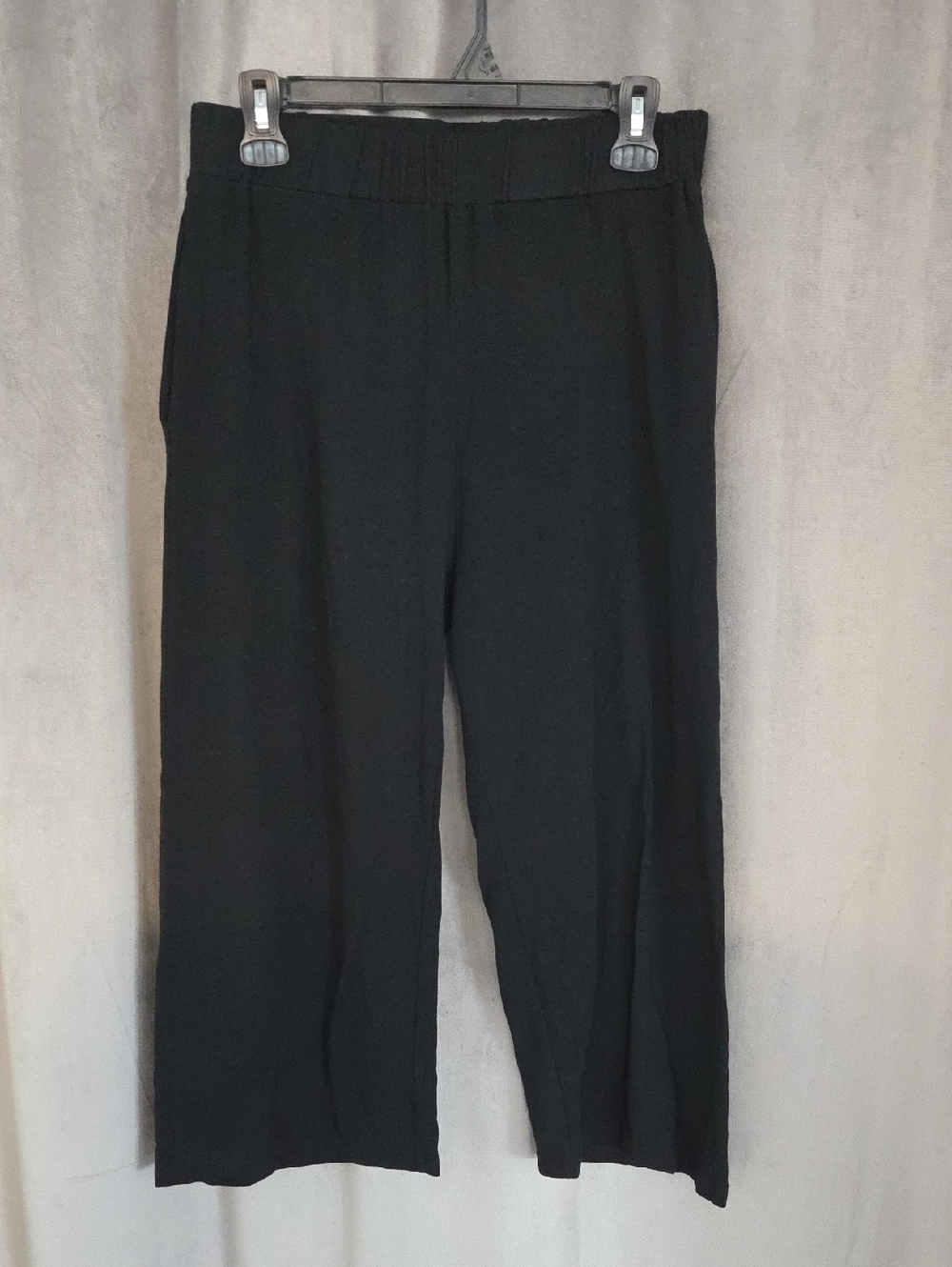 Smash + Tess Size Medium Women's Black Relaxed Elastic-Waist Comfy Capris